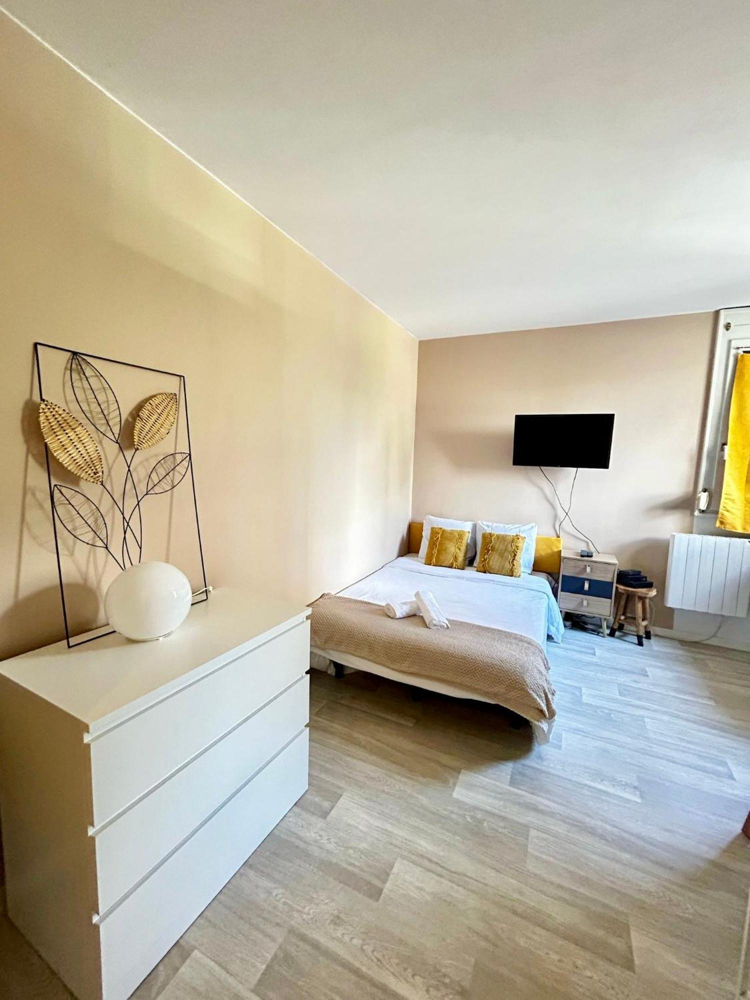 L'Emailleur Studio Cosy Et Tout Equipe Лимож Екстериор снимка